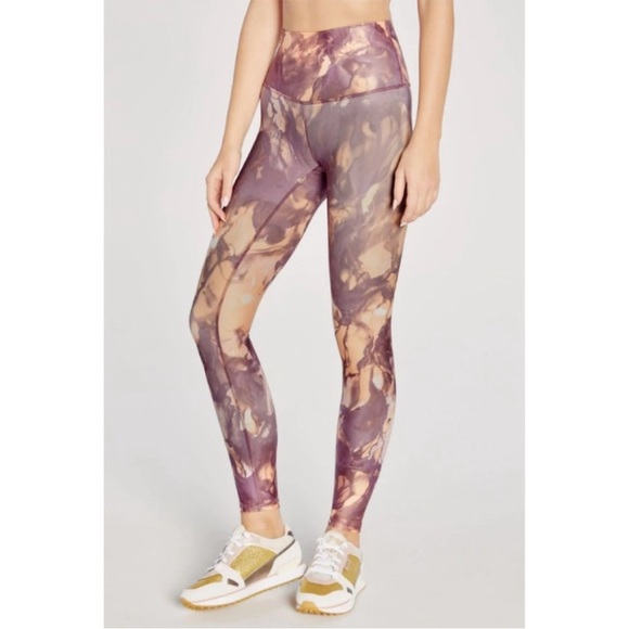 Wildfox Apricot Ink Wash 7/8 leggings - Picture 1 of 7